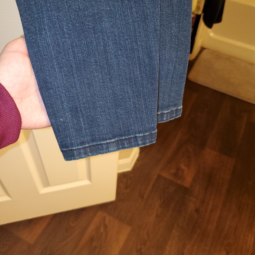 Calvin Klein Jeans 🌞 - Picture 6 of 6